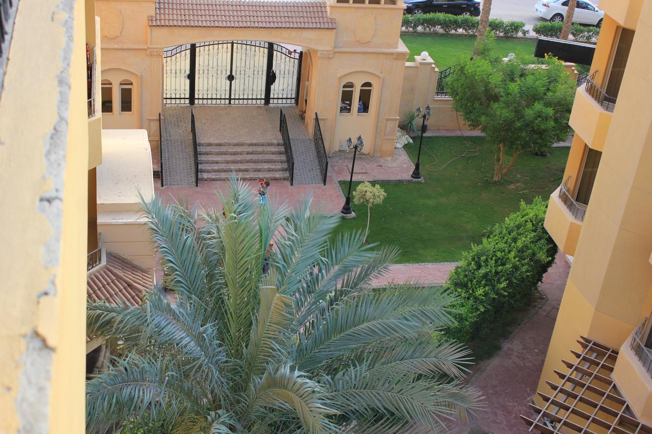 Pool View Apartment At British Resort - Unit 02 Hurghada Exterior foto